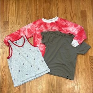 Kids bundle of tops Tie-Dye sweatshirt olive tee graphic tank top size 6-7 boys